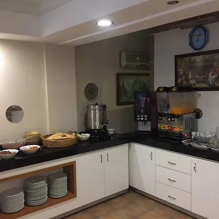 Anfora Hotel